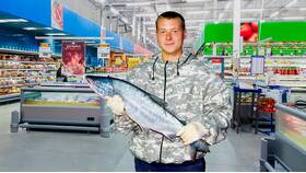 Как покупатели воруют в магазинах Пятерочка в БергХофф